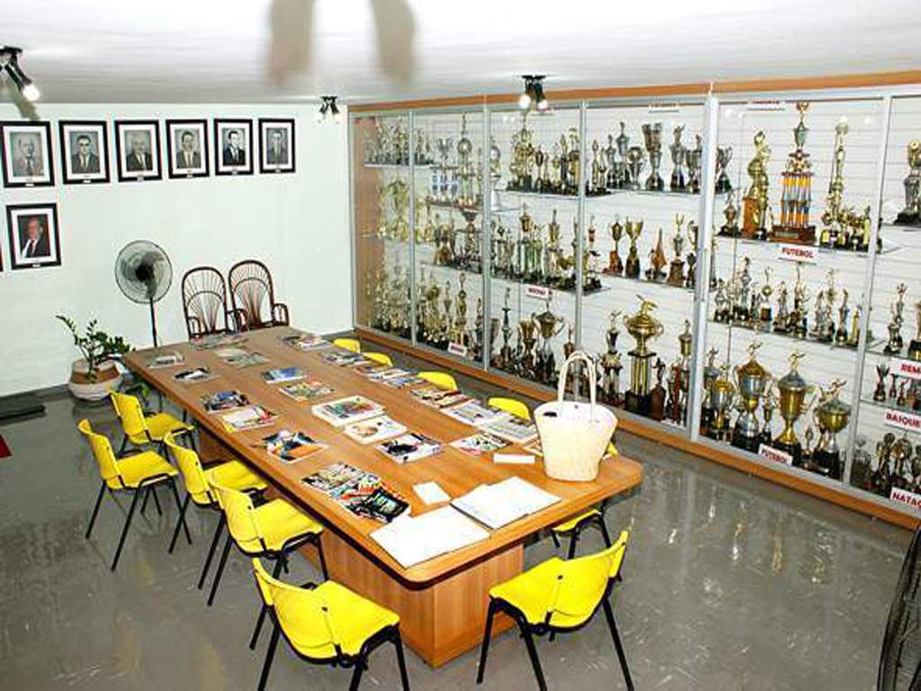 Galeria de Fotos e Sala de Troféus