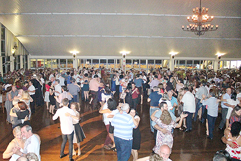 Noite do Bolero no Clube de Regatas