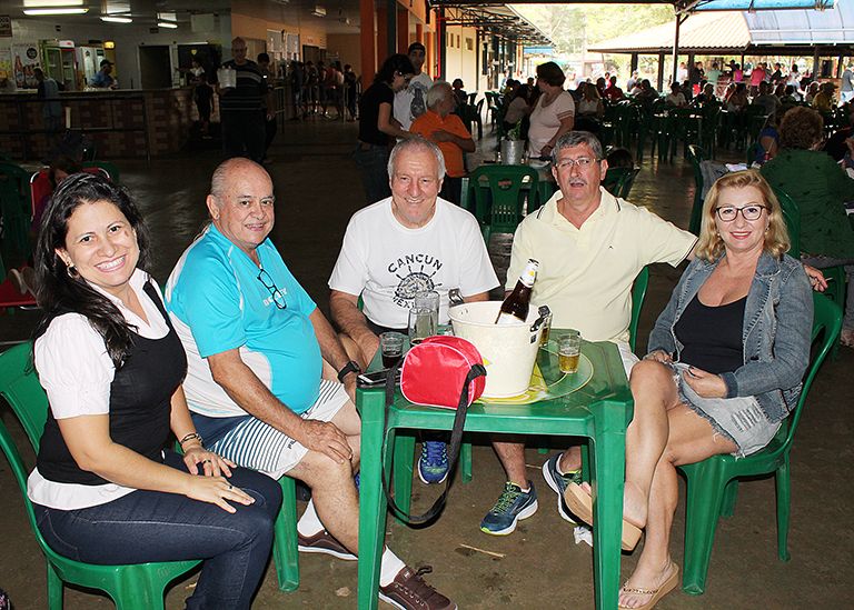 Apresentação Grupo de Violeiros