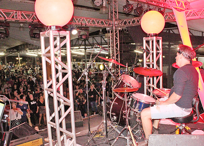 FESTA ROCK NO REGATAS!!!