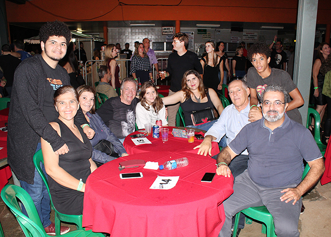 FESTA ROCK NO REGATAS!!!