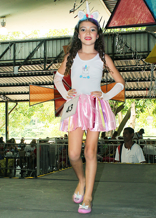 Desfile de Fantasia Infantil 2019