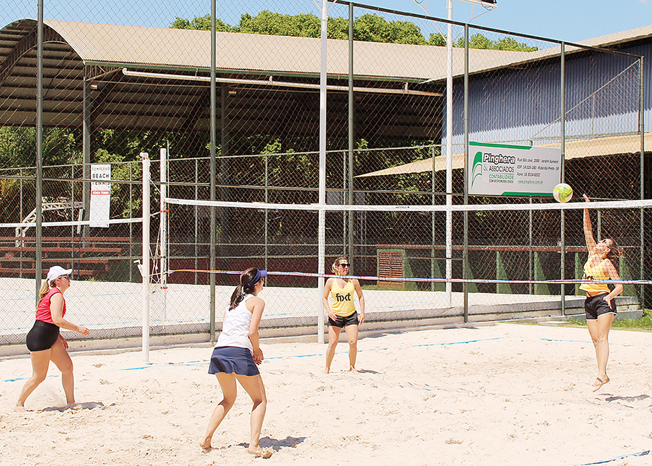 TORNEIO DE VÔLEI DE AREIA -FEMININO