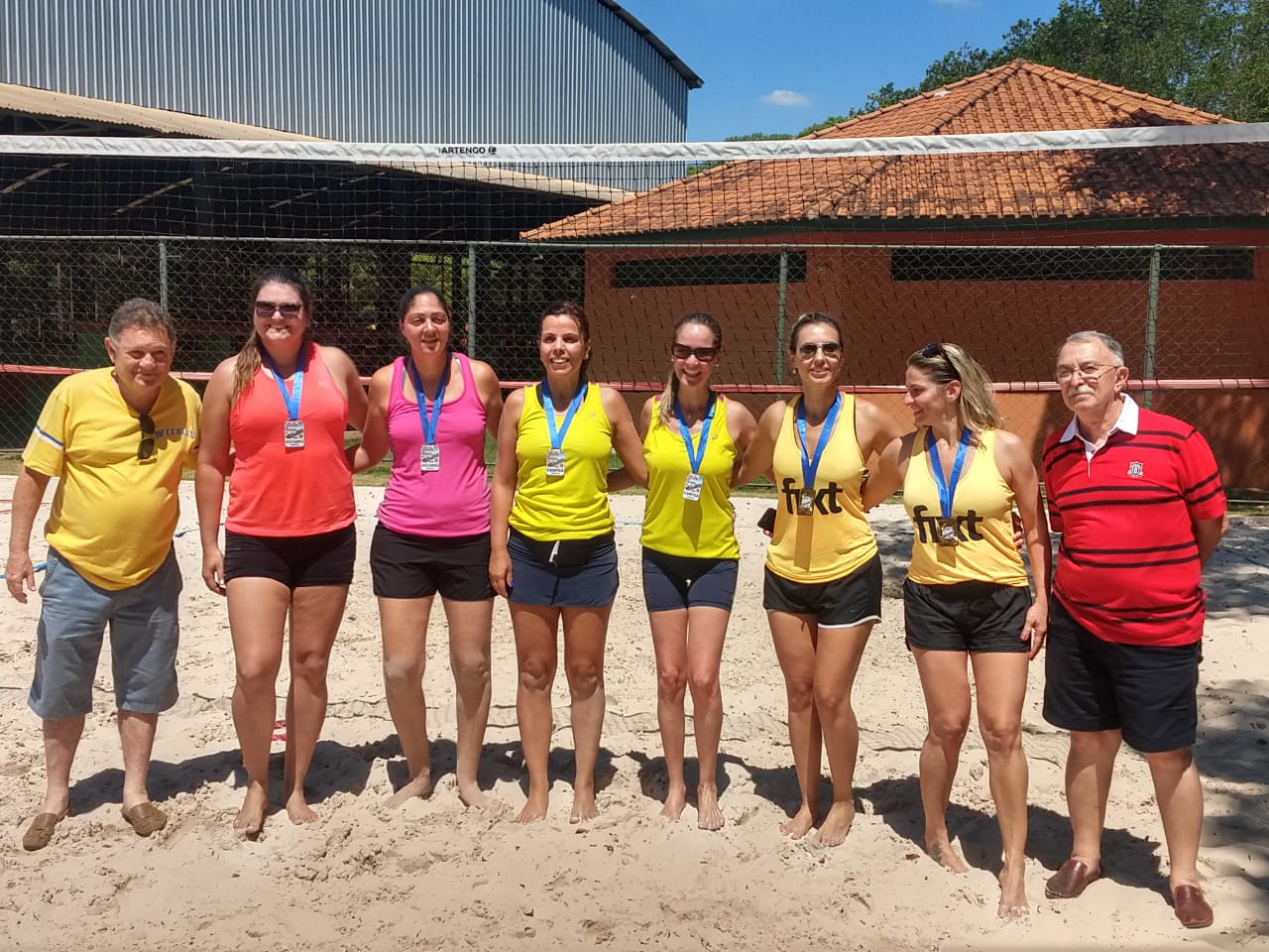 TORNEIO DE VÔLEI DE AREIA -FEMININO