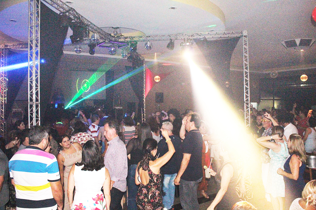 Noite do Flash Back foi um sucesso!