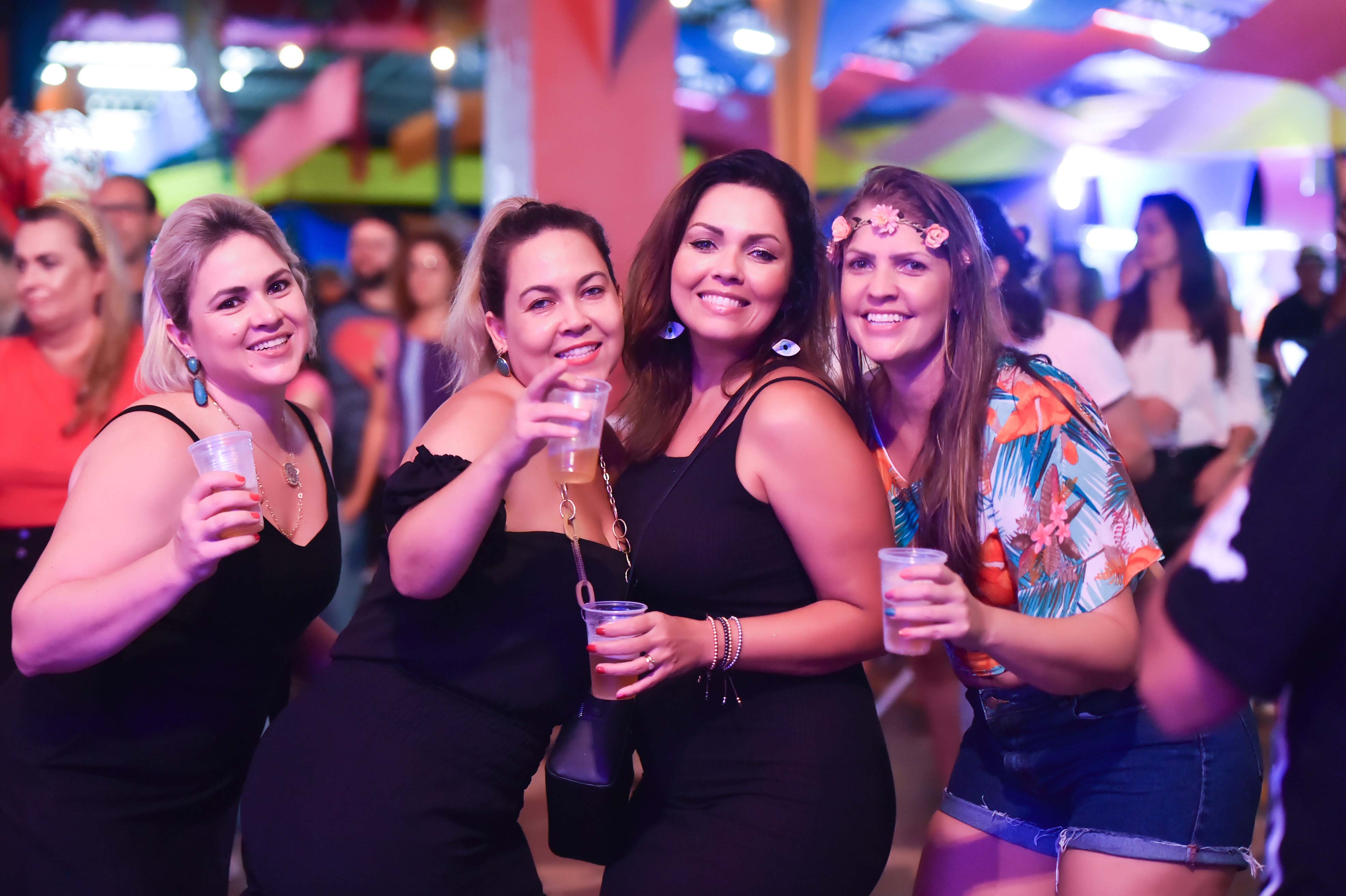 Pré-Carnaval com Karametade