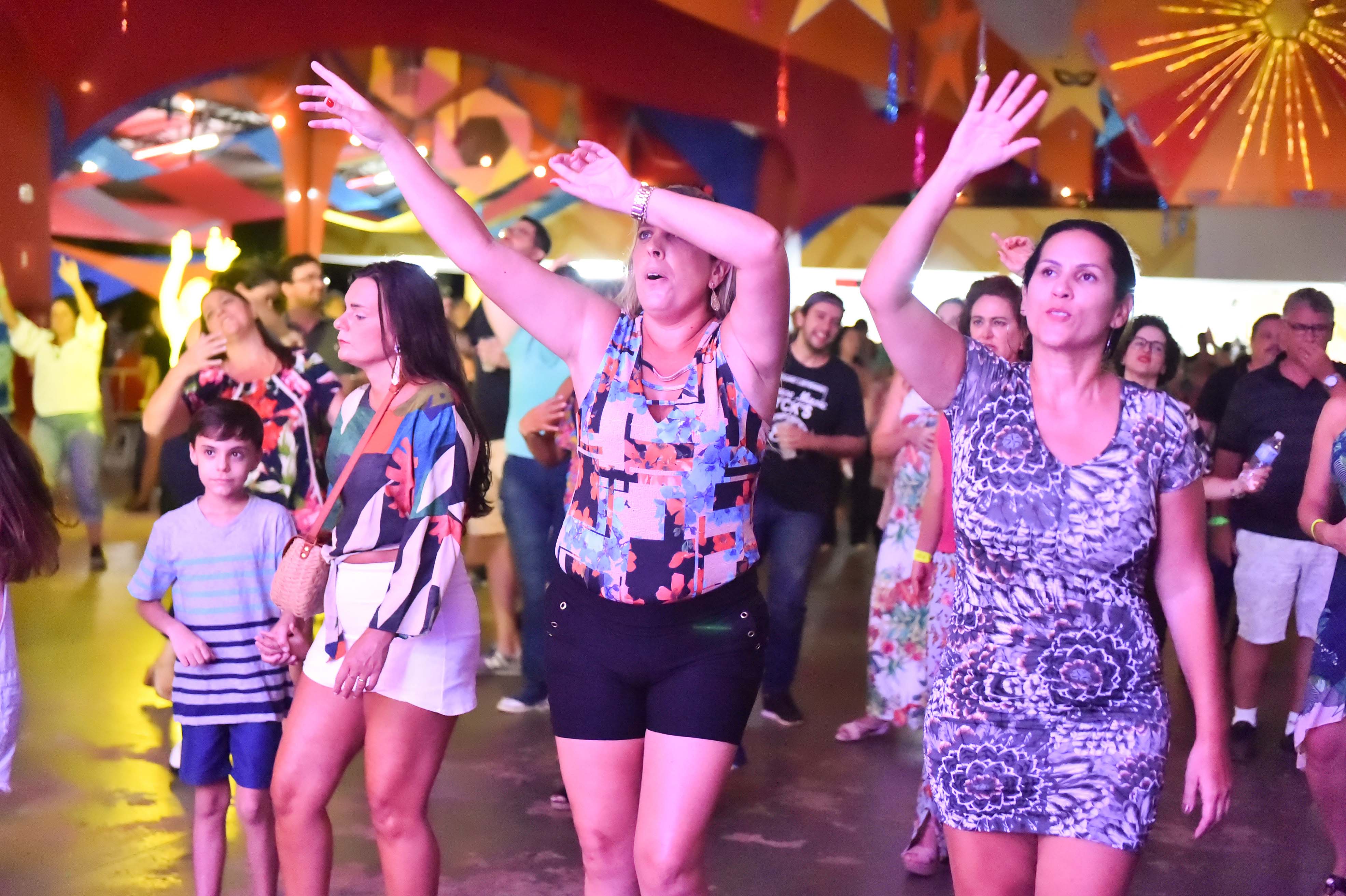 Pré-Carnaval com Karametade