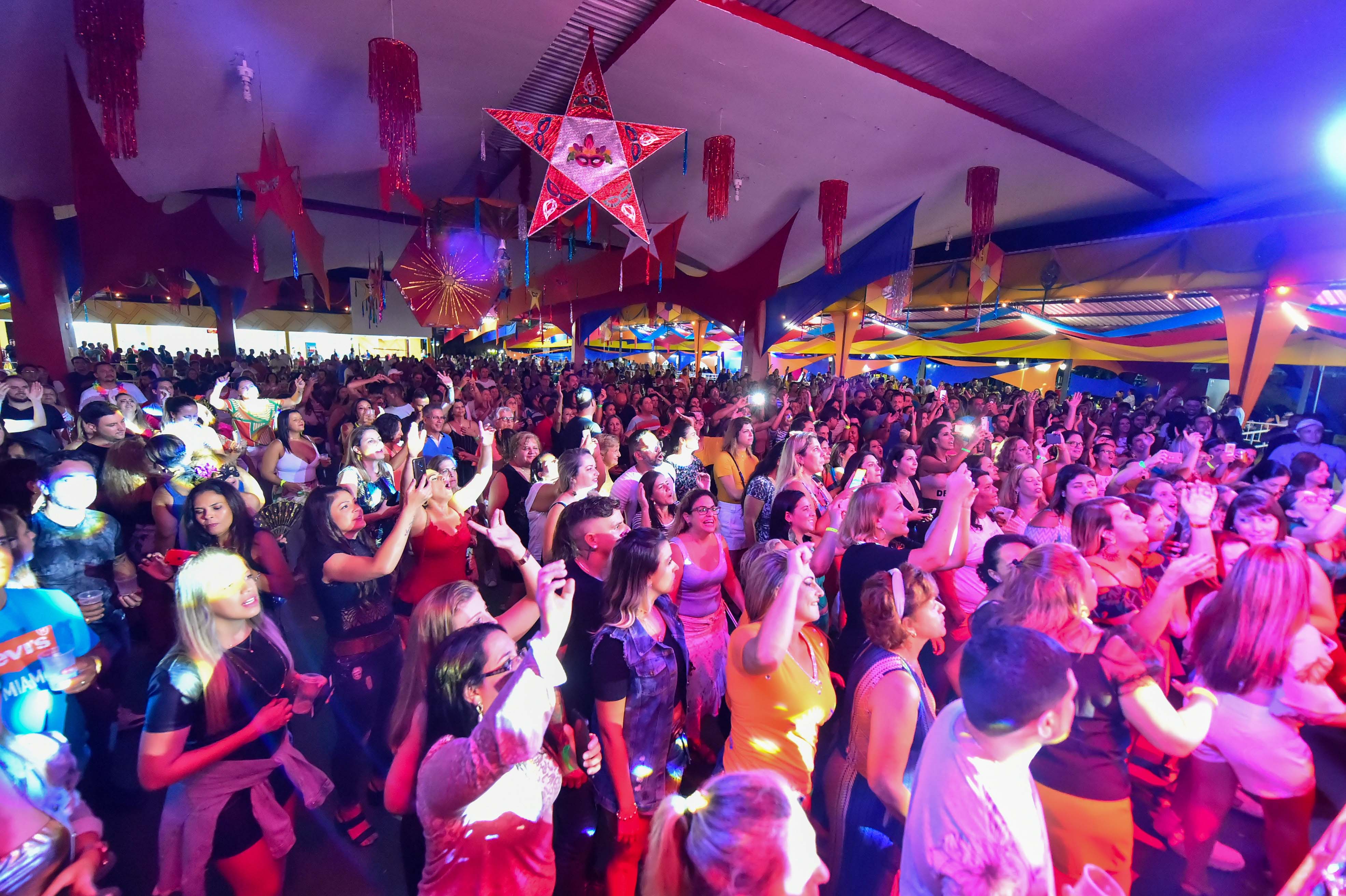 Pré-Carnaval com Karametade