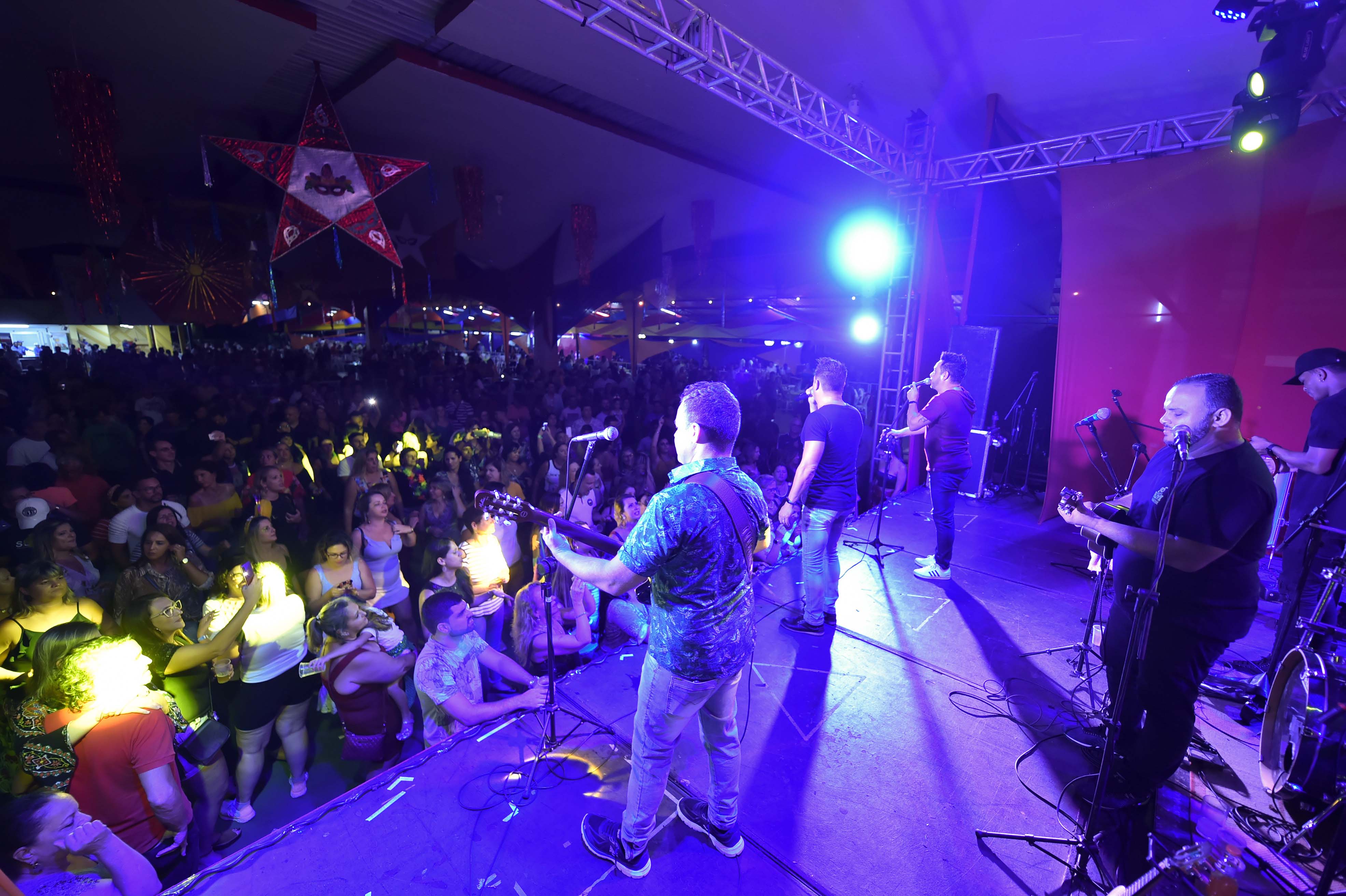 Pré-Carnaval com Karametade