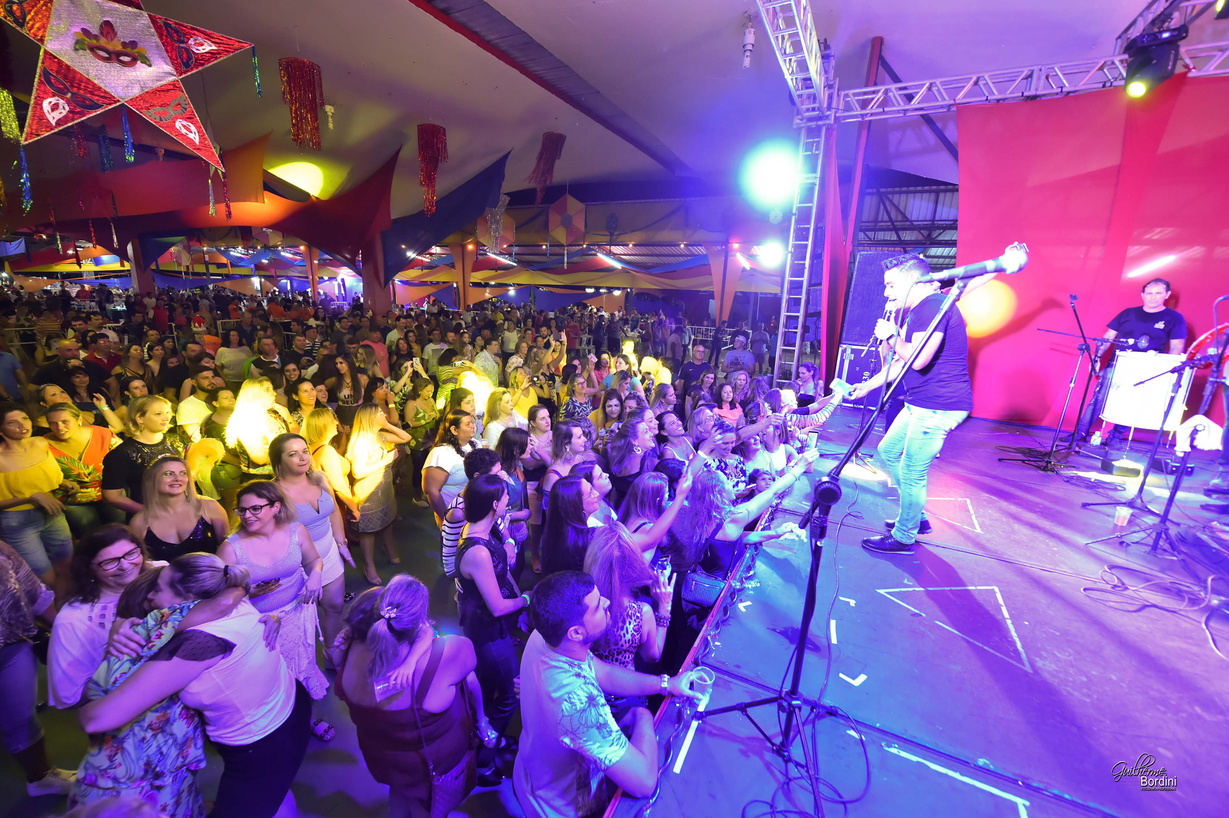 Pré-Carnaval com Karametade